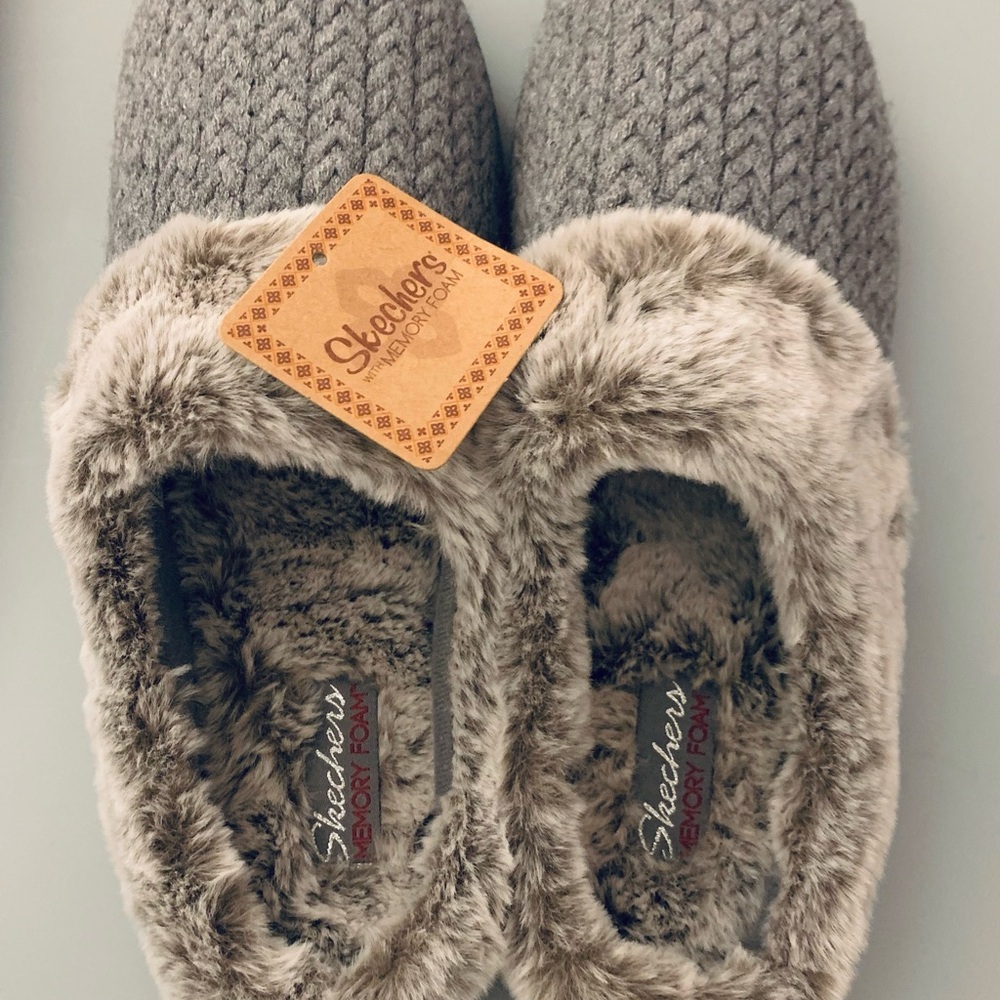 Skechers Gray Faux Fur Slippers